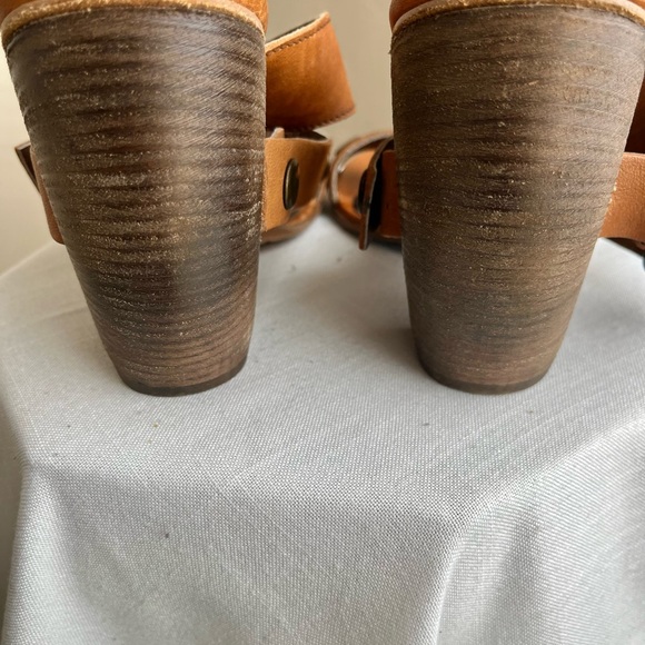 Elisanero -Vero Cuoio -Made in Italy sandals size 38 (7 1/2 to 8) - Picture 4 of 6